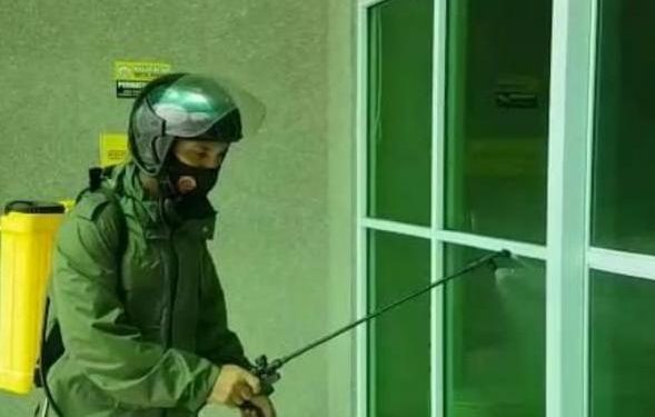 Antisipasi Covid-19, Satbrimob Polda Kepri Kembali Laksanakan Penyemprotan Desinfektan