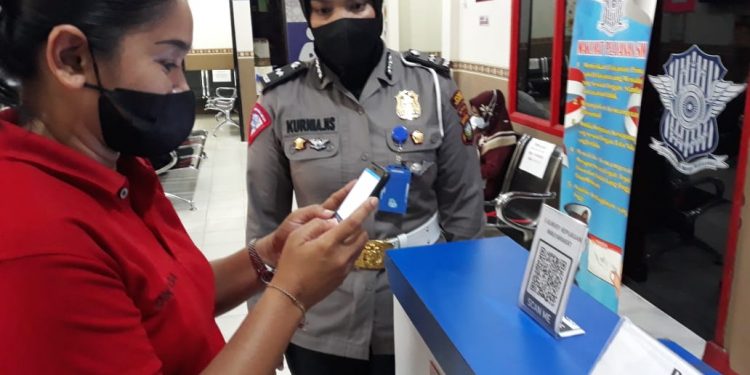 Apakah Puas dengan Pelayanan Satpqs SIM Polres Tanjungpinang? Yuk Scan Barcode-nya