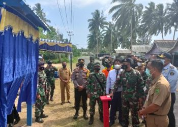 Peresmian Kampung Bahari Serta Gotong Royong oleh TNI-Polri di Kabupaten Natuna