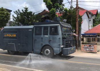Tekan Angka Penyebaran Covid-19, Polres Natuna Kerahkan Kendaraan Taktis (AWC)