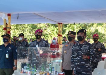 Wakapolda Kepri Bersama Kasal Tinjau Latihan Operasi Amfibi dan Peresmian Puslatpurmar 9 Dabo Singkep