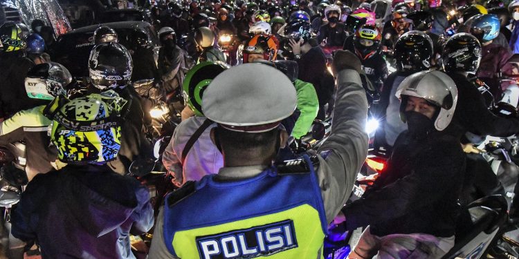 Ikuti Instruksi Mabes Polri, Polrestro Bekasi Perpanjang Pos Penyekatan Pemudik