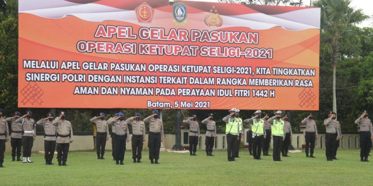 Apel Gelar Pasukan Operasi Ketupat Seligui-2021 di Polda Kepri
