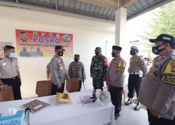 Kapolda Kepri Tinjau Posko PPKM, Wilayah Zona Merah di Kota Batam dan Vaksinasi Massal di Polresta Barelang