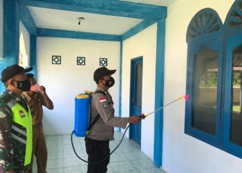 Polsek Bunguran Timur Laksanakan Sterilisasi di Tempat Ibadah