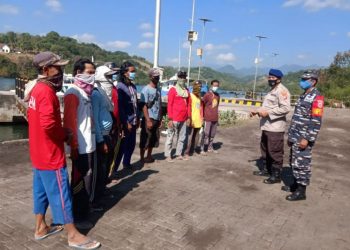 Sinergitas TNI-Polri di Sumbawa konsisten cipkon kamtibmas dan cegah Covid-19