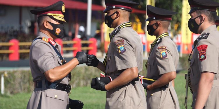 Kapolda Kepri Pimpin Upcara Penutupan Pendidikan dan Pelantikan Bintara Polri T.A. 2020/2021