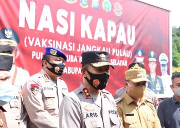 Kapolda Kepri Tinjau Langsung Pelaksanaan Program “Nasi Kapau” di Wilayah Kabupaten Lingga