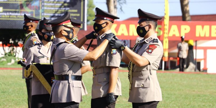 Kapolres Karimun Hadiri Upacara Penutupan Diktuk Bintara Polri T.A 2020/2021 di SPN Polda Kepri.