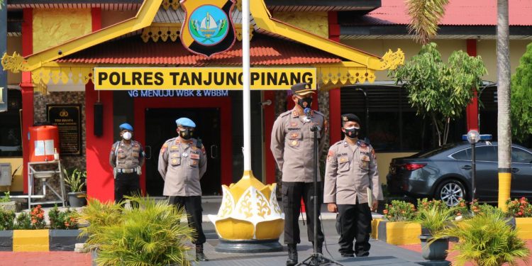 Pimpin Apel Pagi, Kapolres Tanjungpinang Sosialisasikan Pembangunan Zona Integritas Menuju WBK dan WBBM kepada Personel