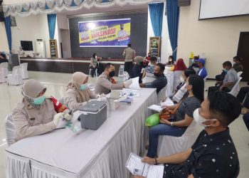 Polda Kepri Kembali Laksanakan Vaksinasi Massal pada Masyarakat