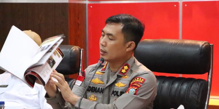 Polres Karimun Sosialisasikan Inovasi Aplikasi Android Bernama SIPOKA (Aplikasi Polisi Karimun)
