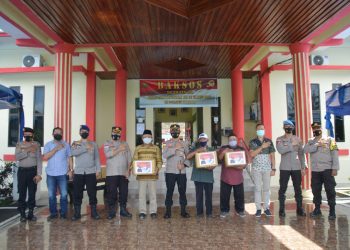 Polres Natuna Laksanakan Bakti Sosial Dalam Rangka Hari Bhayangkara Ke-75