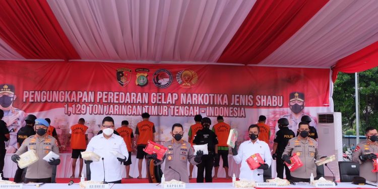 Polri Ungkap Penyelundupan Narkoba 1,1 Ton Jenis Sabu Jaringan Timur Tengah