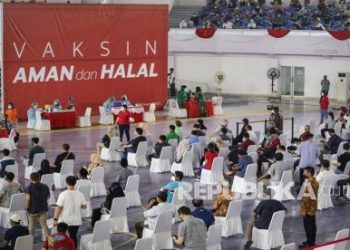 Kejar Target Jokowi 1 Juta Dosis/Hari, Polri Gelar Vaksinasi Massal Covid-19