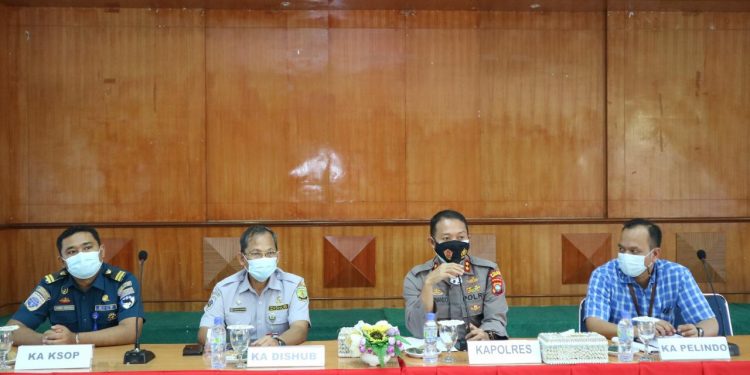 Tekan Penyebaran Covid-19, Kapolres Tanjungpinang Gelar Rakor Penanganan Covid-19 Terhadap Penumpang Kapal