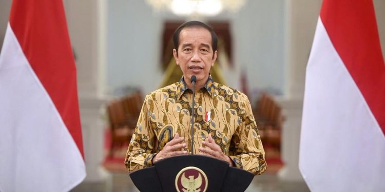 Presiden: PPKM Level 4 Dilanjutkan dengan Penyesuaian di Sejumlah Sektor