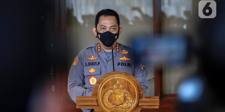 Kapolri Instruksikan Anggota Percepat Bansos Selama PPKM Level 4
