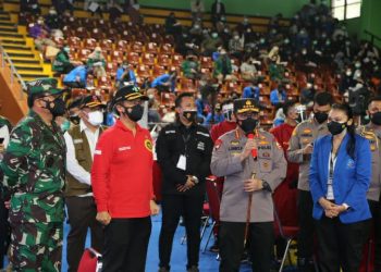 Gandeng Mahasiswa, Polri Gelar Vaksinasi Massal COVID-19