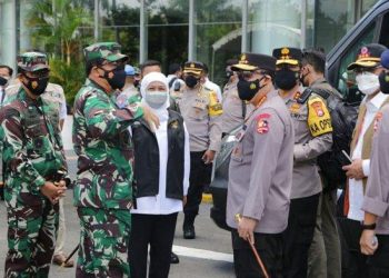 Kapolri dan Panglima TNI Tak Lelah Ingatkan Warga Jatim yang Sudah Vaksin Patuhi Protokol Kesehatan