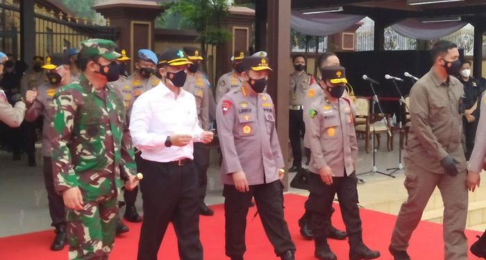 TNI-Polri dan Parna Raya Group Laksanakan Samosir dengan Vaksinasi Massal