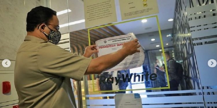 Sanksi Pelanggar PPKM Darurat: Hukuman Penjara hingga Denda Rp100 Juta!