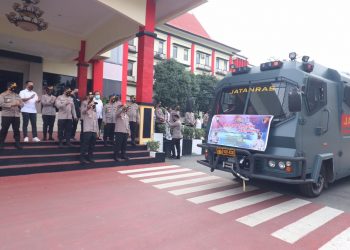 Wakapolda Kepri Pimpin Pelepasan Gerai Vaksin Presisi Keliling