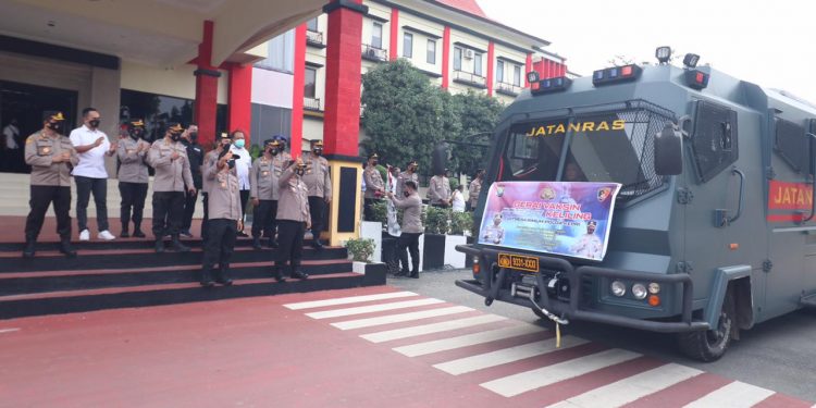 Wakapolda Kepri Pimpin Pelepasan Gerai Vaksin Presisi Keliling