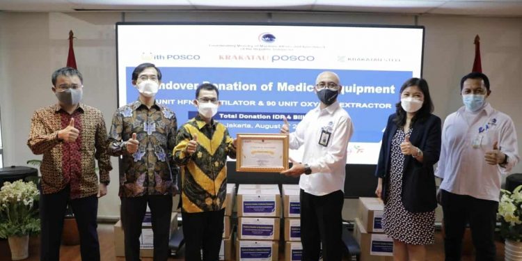 Kemenko Marves Terima Bantuan Penanganan Covid-19 dari PT Krakatau Posco