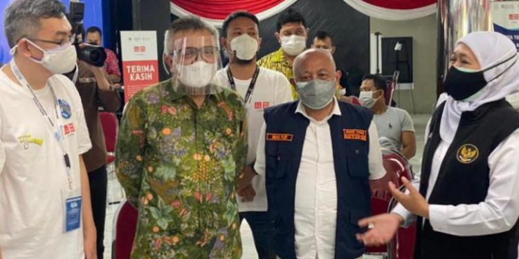 Adakan Vaksinasi Di jawa Timur, KemenkopUKM Sasar 300.000 Pelaku UMKM