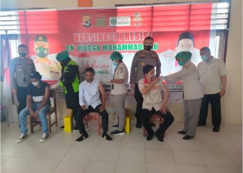 Rangkul Muhammadiyah, Polda Maluku Vaksinasi 308 Orang Warga