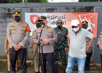 Polda Metro Jaya akan ke rumah warga, untuk percepat vaksinasi di Jakarta