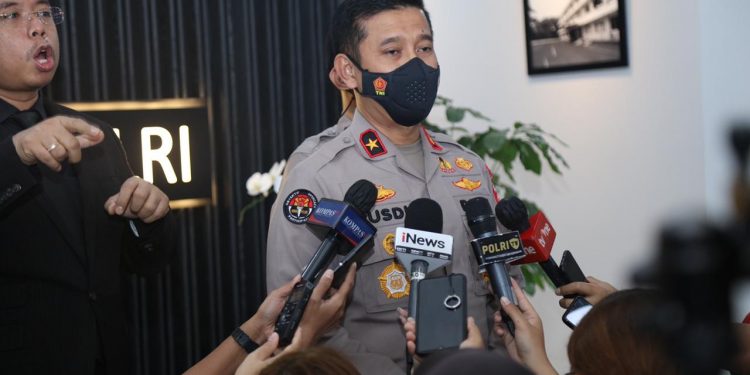 Bareskrim Tetapkan Yahya Waloni Tersangka Dugaan Penistaan Agama
