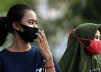 PPKM Diperpanjang, Luhut: Kita Mungkin Akan Pakai Masker Bertahun-tahun