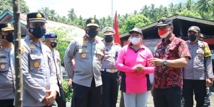 Wakapolda Sulut meninjau vaksinasi Kampung Tangguh dan Isolasi Apung di Bitung