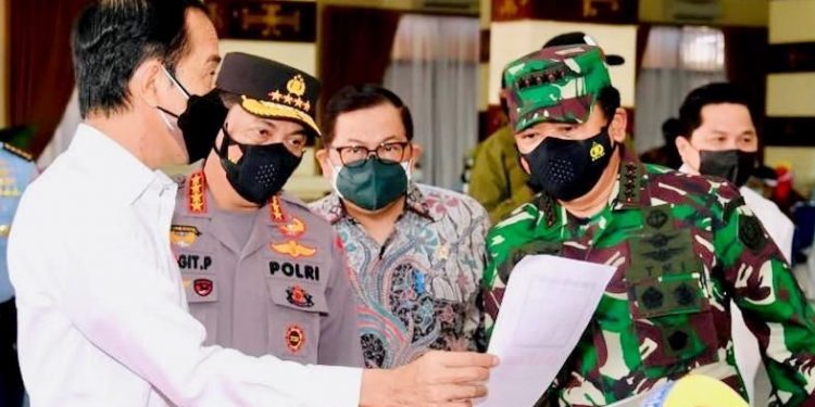 Program Vaksinasi Masyarakat di Provinsi Lampung Langsung Ditinjau Oleh Presiden