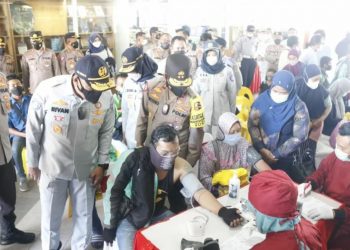 Jasa Raharja-Polri Adakan Vaksinasi Massal untuk Sopir Angkot dan Ojek Daring di Kaltim