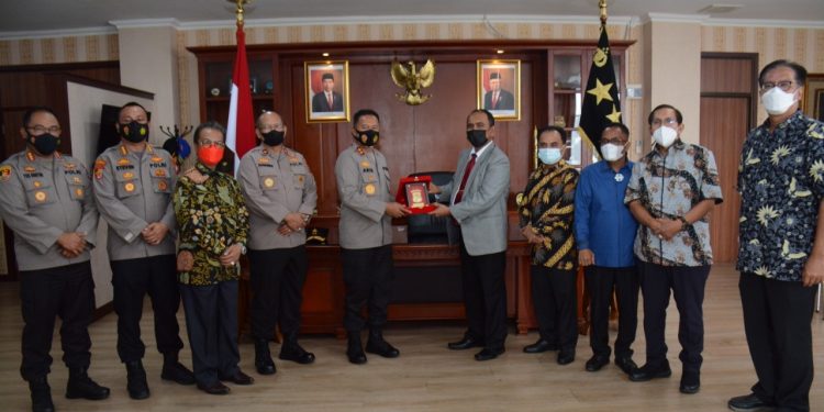 Audiensi dan Silaturahmi Kapolda Kepri Bersama MPH PGI-W Kepri
