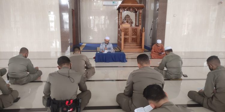 Bimbingan Rohani dan Mental Jajaran Personel Satuan Brimob Polda Kepri Tingkatkan Kualitas Iman dan Taqwa