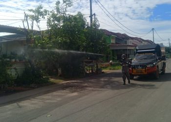 Brimob Polda Kepri Terus Lakukan Desinfeksi Guna Cegah Penyebaran Covid-19