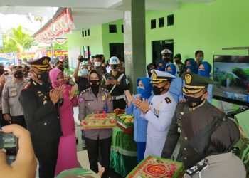 Dirgahayu TNI ke-76, Kapolres Karimun Beri Kejutam Kepada Dandim 0317 dan Danlanal Karimun