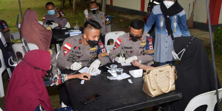 Jelang HUT Ke-76, Brimob Polda Kepri Gelar Vaksinasi Massal 1500 Warga Selama Tiga Hari