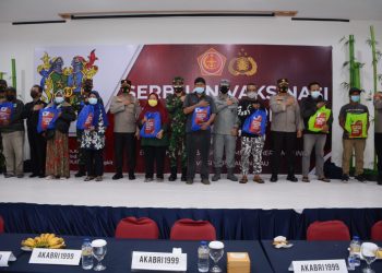 Kapolda Kepri Hadiri Kegiatan Virtual Seremonial AKABRI 1999 Peduli di Yayasan Budha Tzu Chi Indonesia Batam