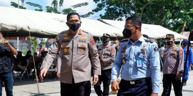 Kapolres Berau Telusuri Pelaksanaan Vaksinasi di Rutan Tanjung Redeb