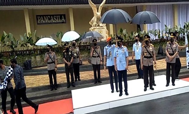 Kapolri & Panglima TNI Tutup Pendidikan Sespim Polri