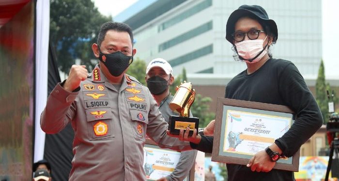 Pesan Kapolri Untuk Pemenang Mural