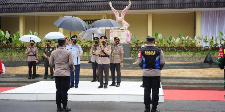 Kapolri Pesan Ini ke Kapolda Sampai Kapolsek : Jadilah Teladan Untuk Jajaran dan Masyarakat