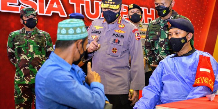 Kapolri Tegaskan Soliditas dan Sinergitas TNI-Polri akan Wujudkan Kekebalan Komunal