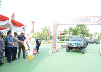 Pembukaan Batam Automotive adventure Challage Oleh IOF Kota Batam yang Dihadiri Oleh Kapolda Kepri