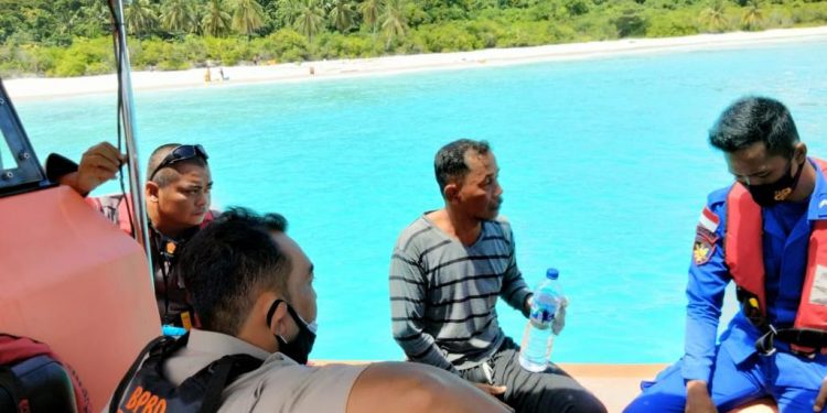 Pencarian dan Pertolongan 2 Unit Pompong Nelayan Warga Dusun Desa Pesisir Timur yang Tenggelam di Perairan Penjalin